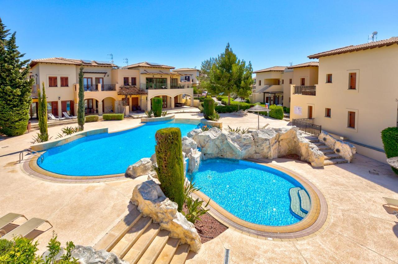 2 Bedroom Apartment Thalassa With Sea And Sunset Views, Aphrodite Hills Resort Kouklia Ngoại thất bức ảnh